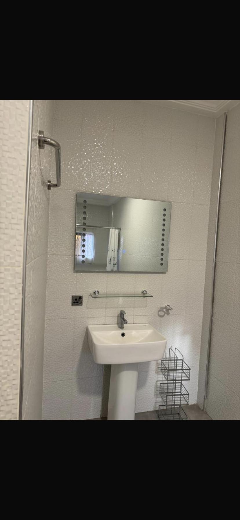 Baffour Apartments Adiebeba Kültér fotó